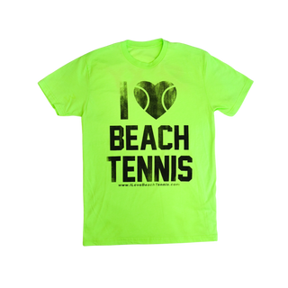 Camiseta masculina I ❤️ Beach Tennis com gola redonda em verde neon e preto desgastado